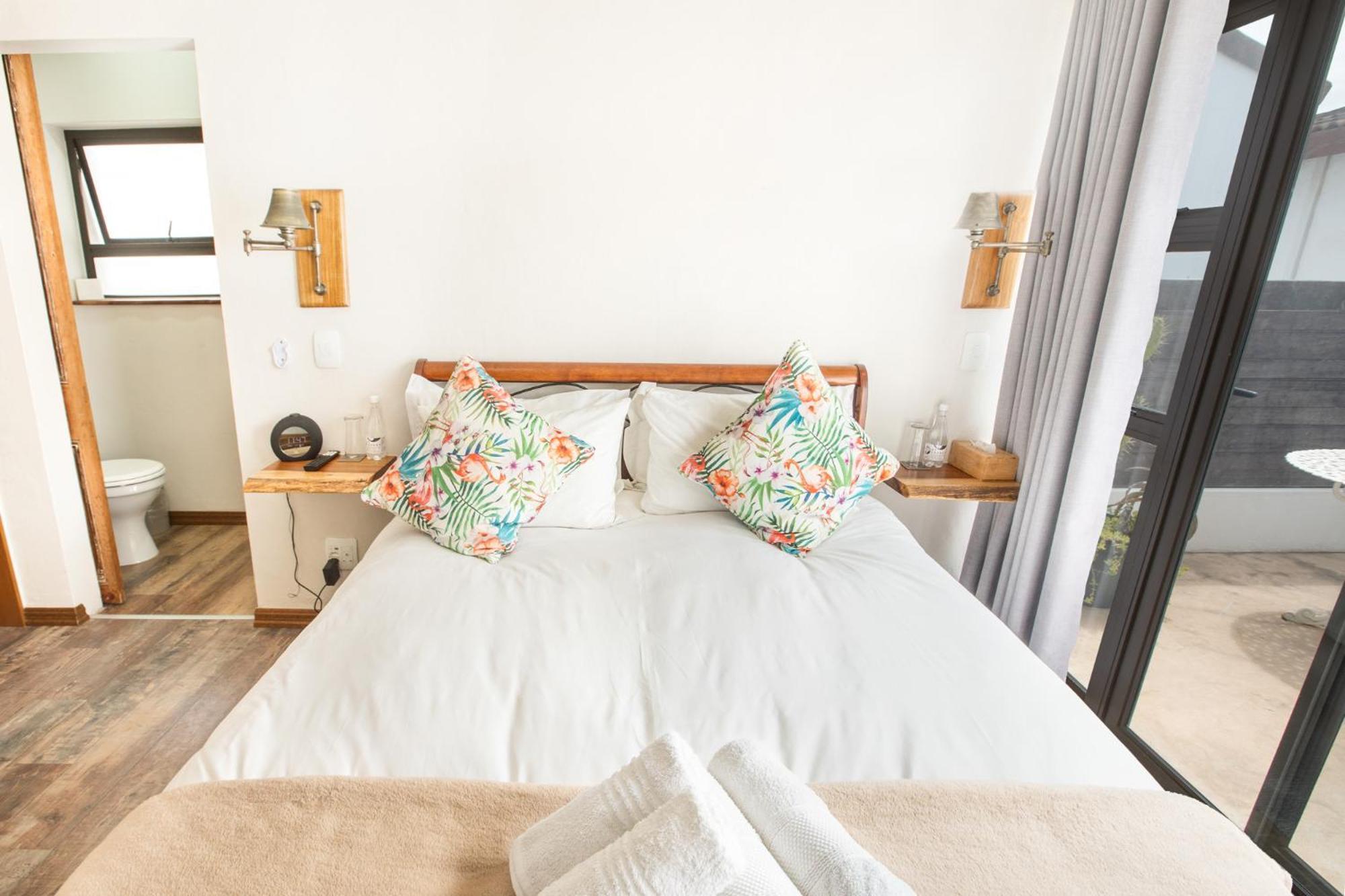 Atsupers Accommodation Jeffreys Bay Extérieur photo